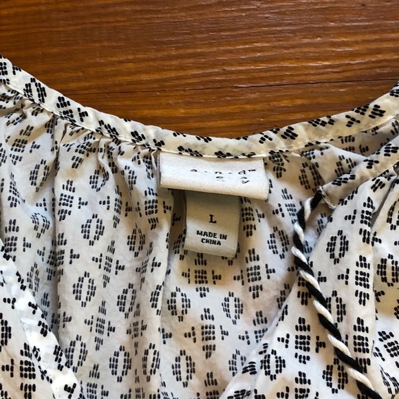 A New Day Peasant Blouse - Picture 5 of 6